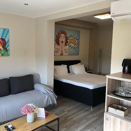 Connect Studios & Apartments-2